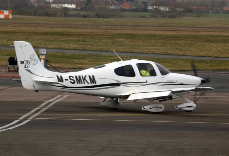Cirrus SR20 1 1