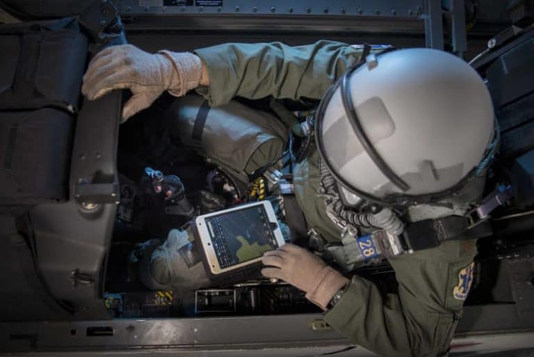 9 Of The Best iPad Kneeboards For Pilots AeroCorner