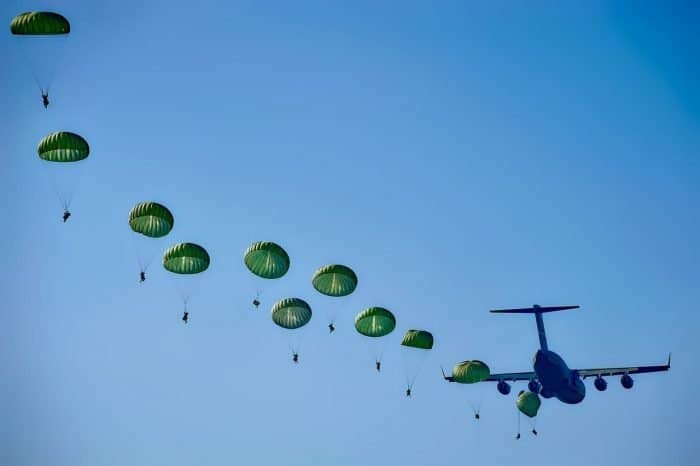 Parachutists