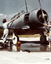 Do Airplanes Get Washed? – How Do You Wash An Airplane?