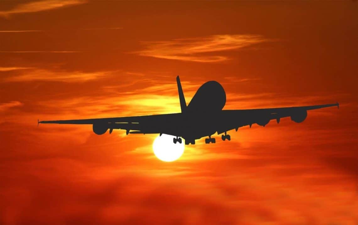 Why do airplanes fly in the stratosphere aero corner
