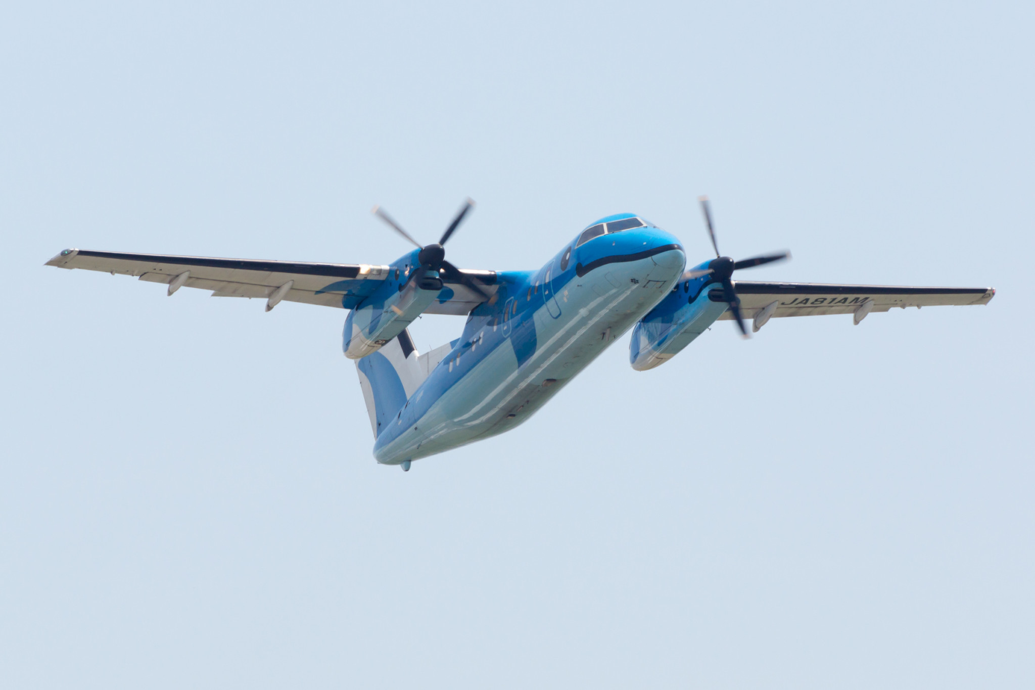 Bombardier Q100 (Dash 8-100) · History, Technical Data & Photos