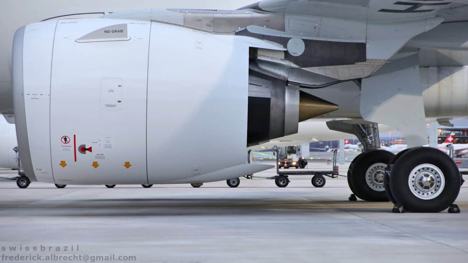 Swiss Airbus A320neo engine and landing gear