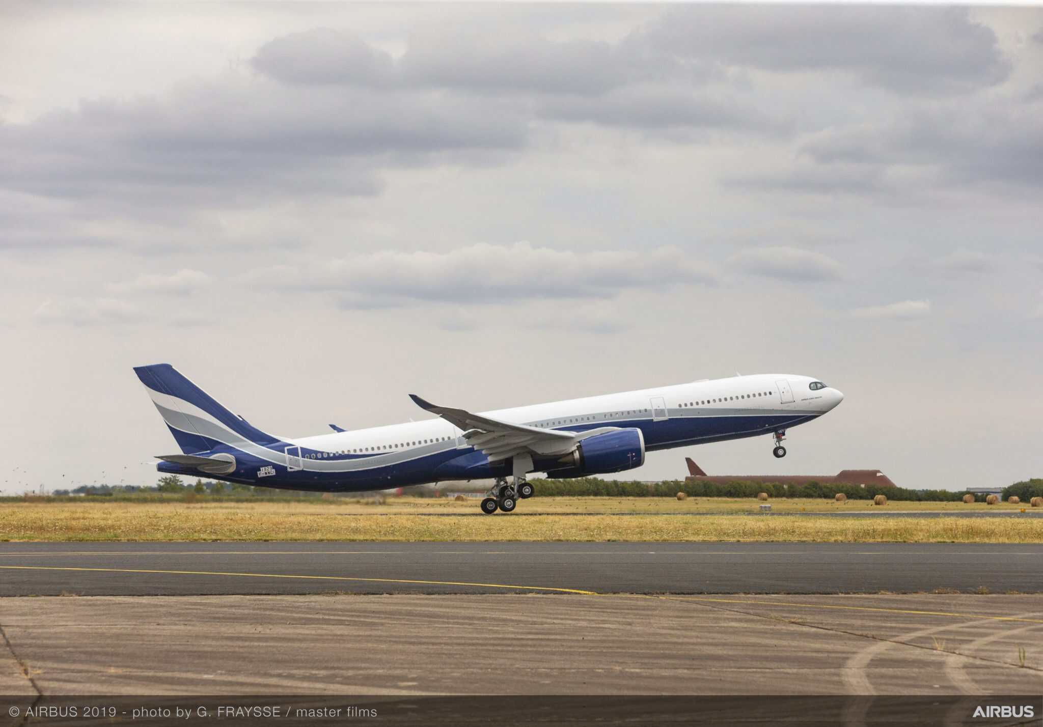 Airbus A330-900neo · History, Technical Data & Photos · AeroCorner