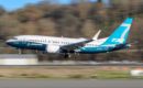 Boeing 737 MAX 7 landing