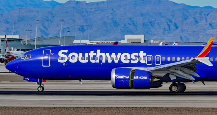 Boeing 737 MAX 8 Southwest Airlines engines