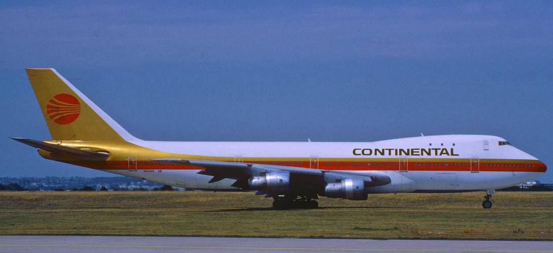 Continental Airlines Boeing 747 100
