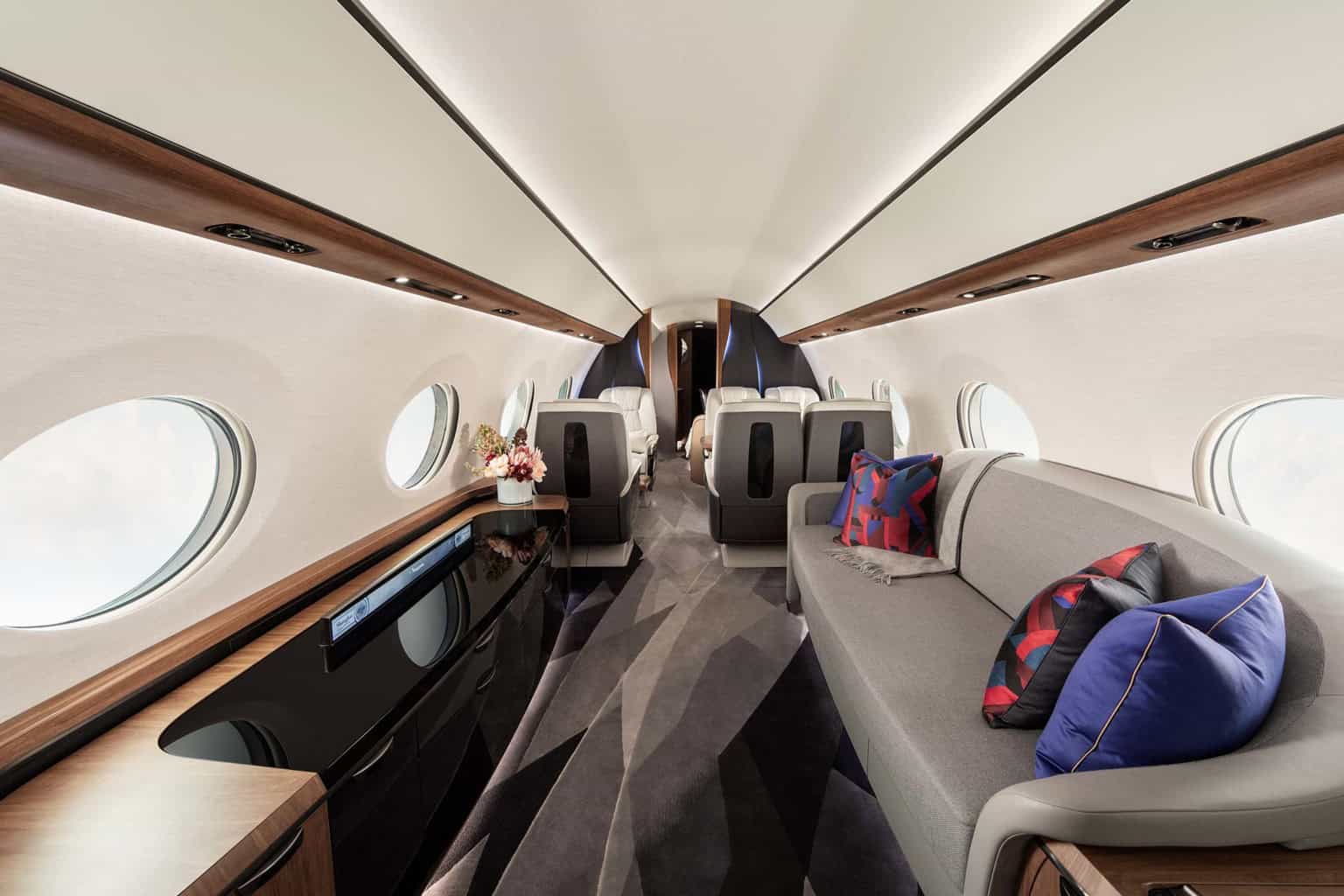 Gulfstream G700 · History, Technical Data & Photos · AeroCorner