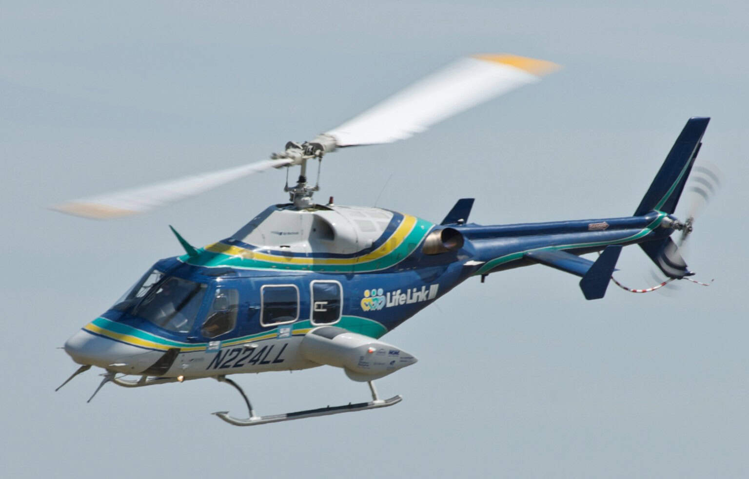 Bell 222 · History, Technical Data & Photos · AeroCorner
