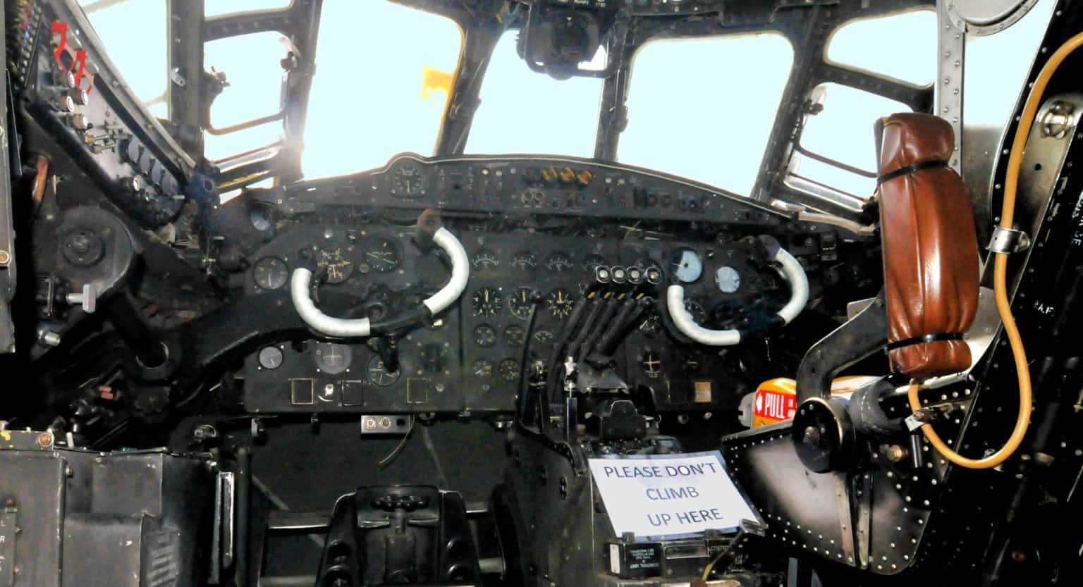 Vickers Valiant · History, Technical Data & Photos · AeroCorner