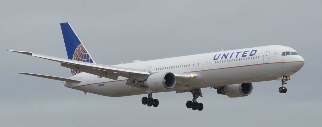 United Airlines Boeing 767-400ER