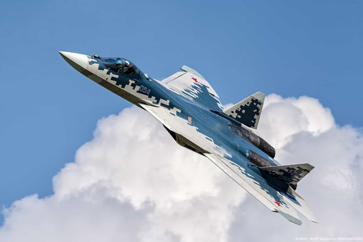 Su 57 T 50 4 multi role fighter in flight.
