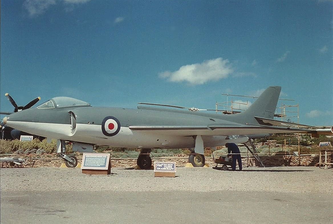 RN Triple Nuts Supermarine Scimitar Mk.F.1 1/144 Cold War Fighter
