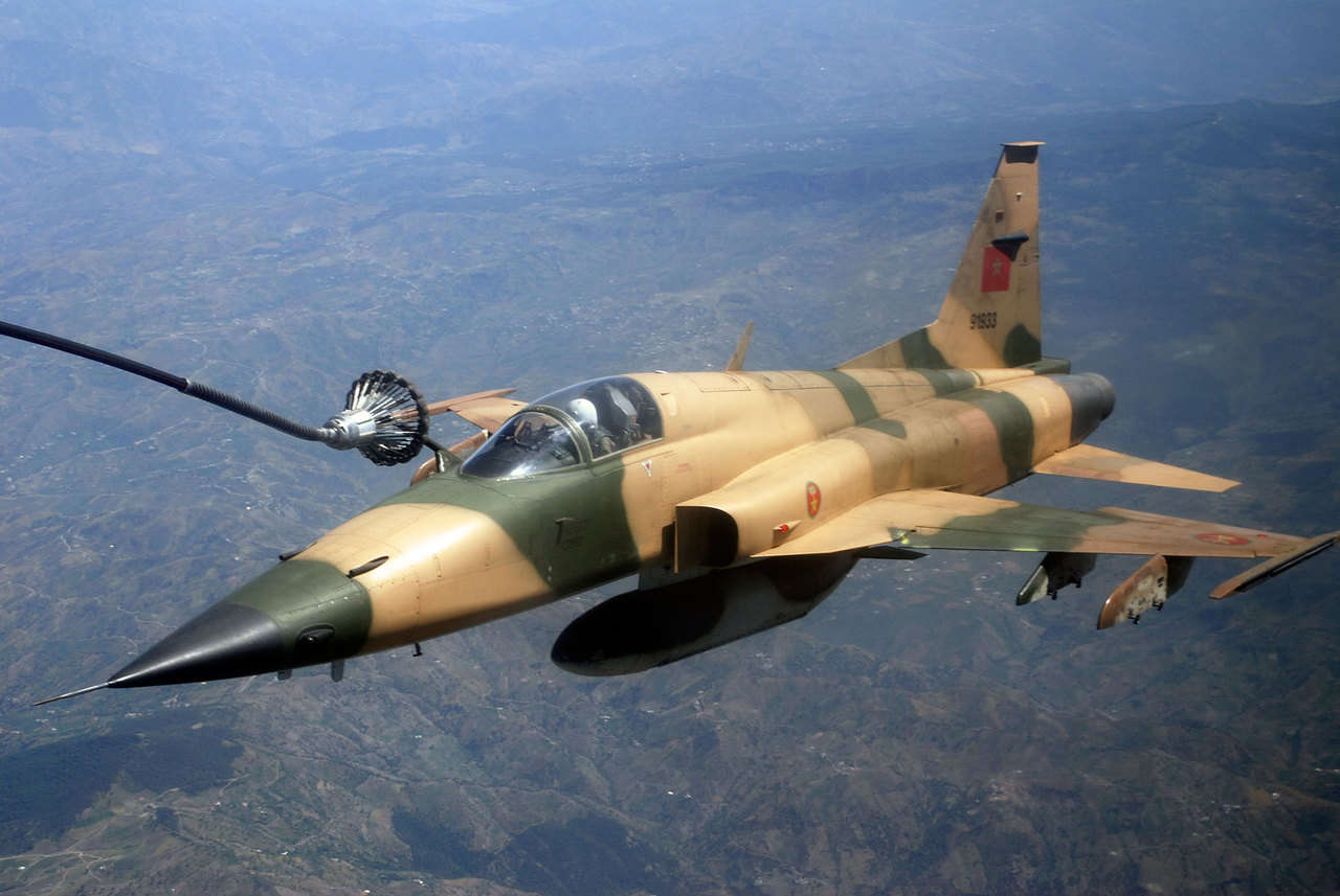 A-Royal-Moroccan-Air-Force-F-5-jet-refue