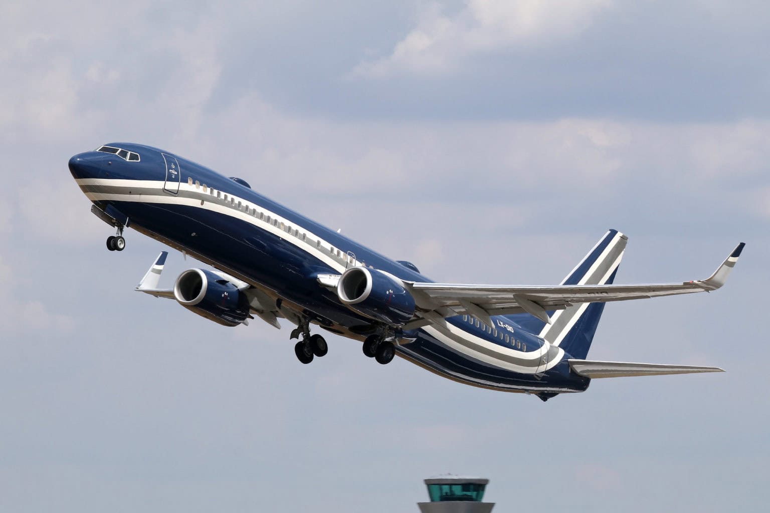 Boeing BBJ3 737-900ER · History, Technical Data & Photos · AeroCorner