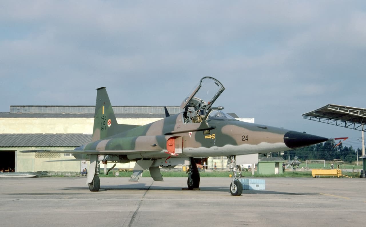 Northrop-F-5E-Tiger.jpg