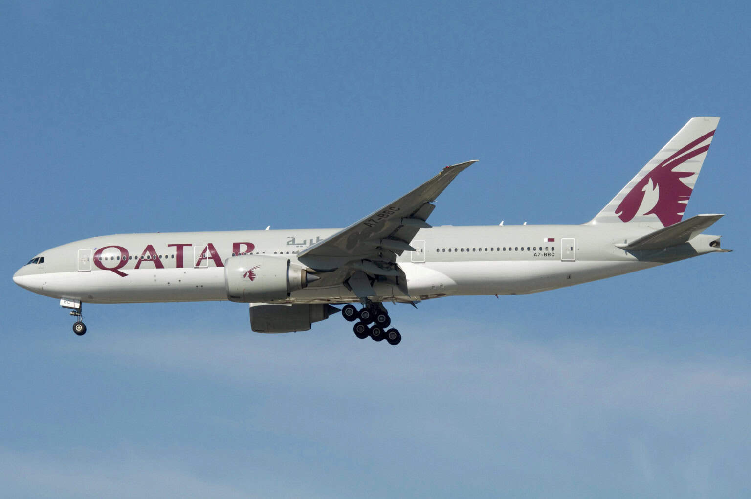 Qatar Airways Boeing 777 200LR 1