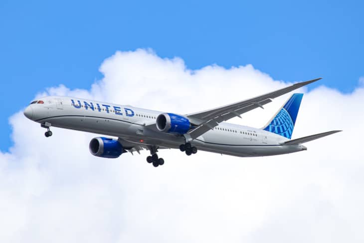 United Airlines 787 10 N12010