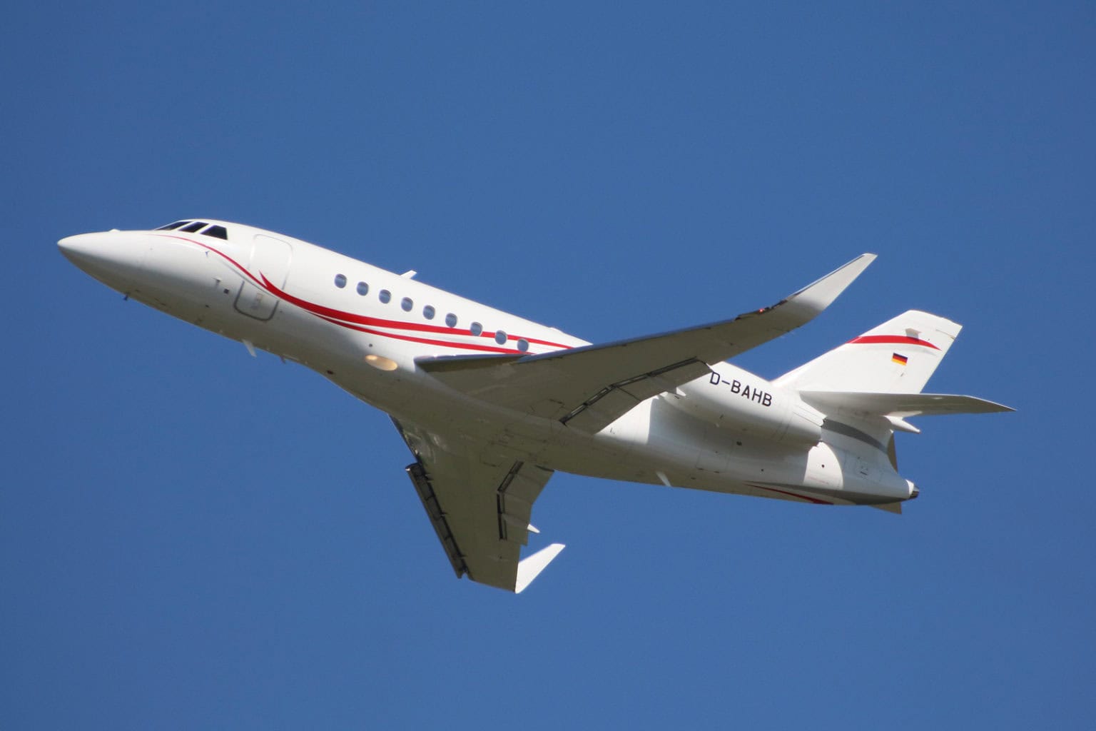 Dassault Falcon 2000 LX · History, Technical Data & Photos