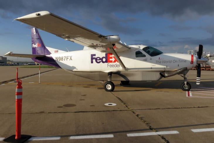 FedEx Feeder Cessna 208B Super Cargomaster N987FX
