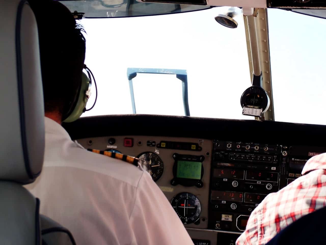 Pilots in simulator training