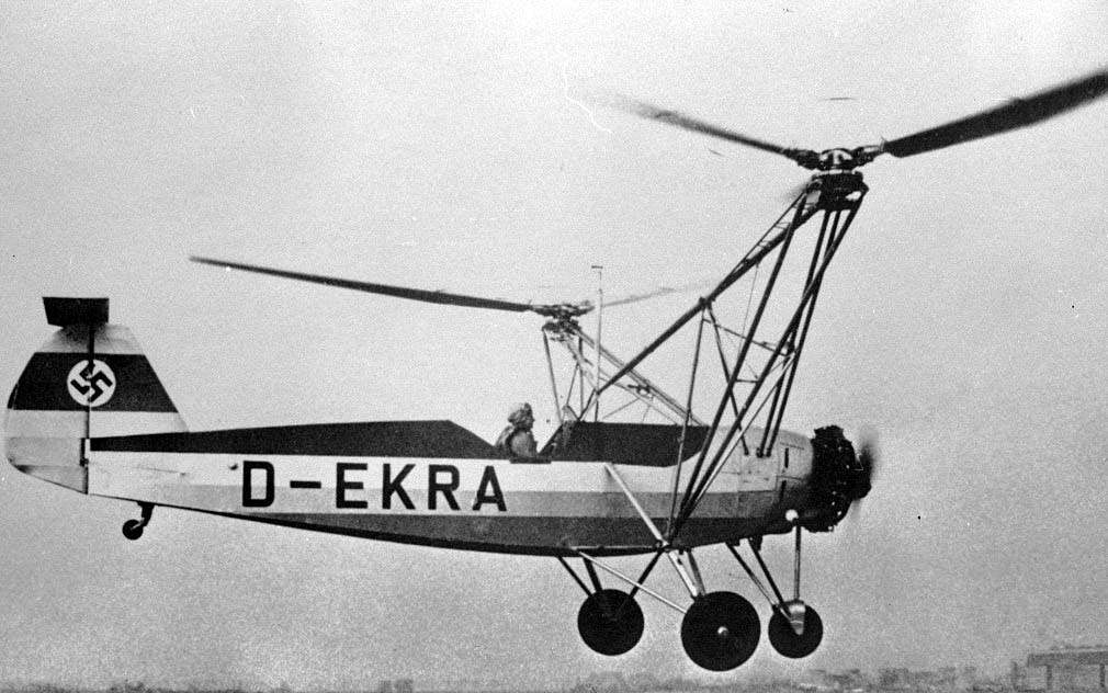 Focke-Wulf Fw 61 second prototype D-EKRA hovering with its two side-by-side rotors