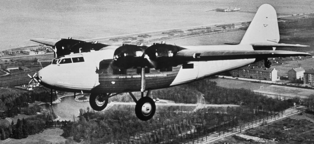 Fokker F 12 of SAS