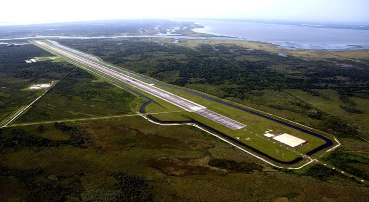 Kennedy Space Center Shuttle landing facility runway