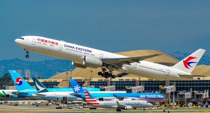 China Eastern Airlines Boeing 777 at LAX