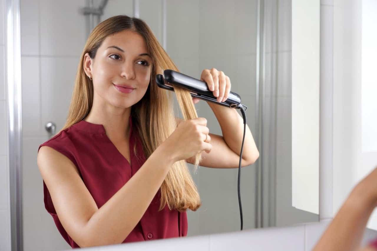 Can You Bring A Hair Straightener On A Plane? (through TSA) - Aero Corner