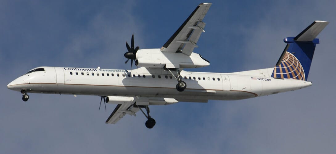 Continental Connection Bombardier DHC-8-402Q