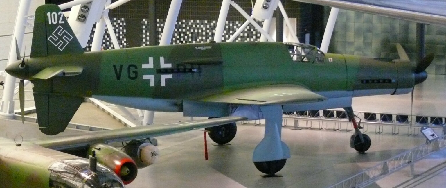 9 of the Best Push-Pull Airplanes Ever Made · AeroCorner