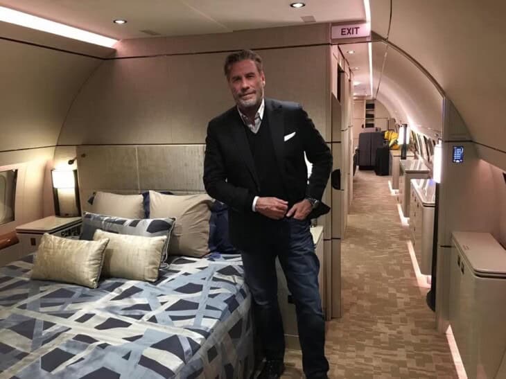 John Travolta in private Boeing 737