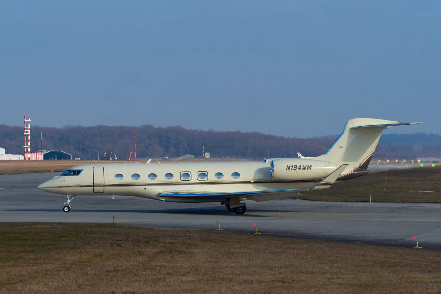 Jeff Bezos Private Jet Fleet: G700, G650ER & More