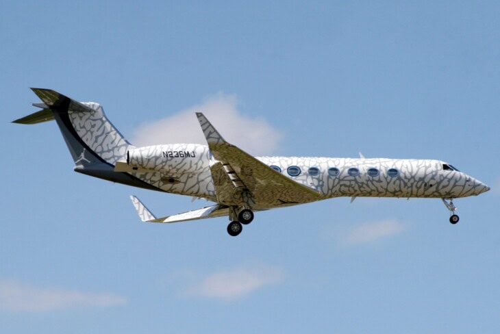 N236MJ Gulfstream G550