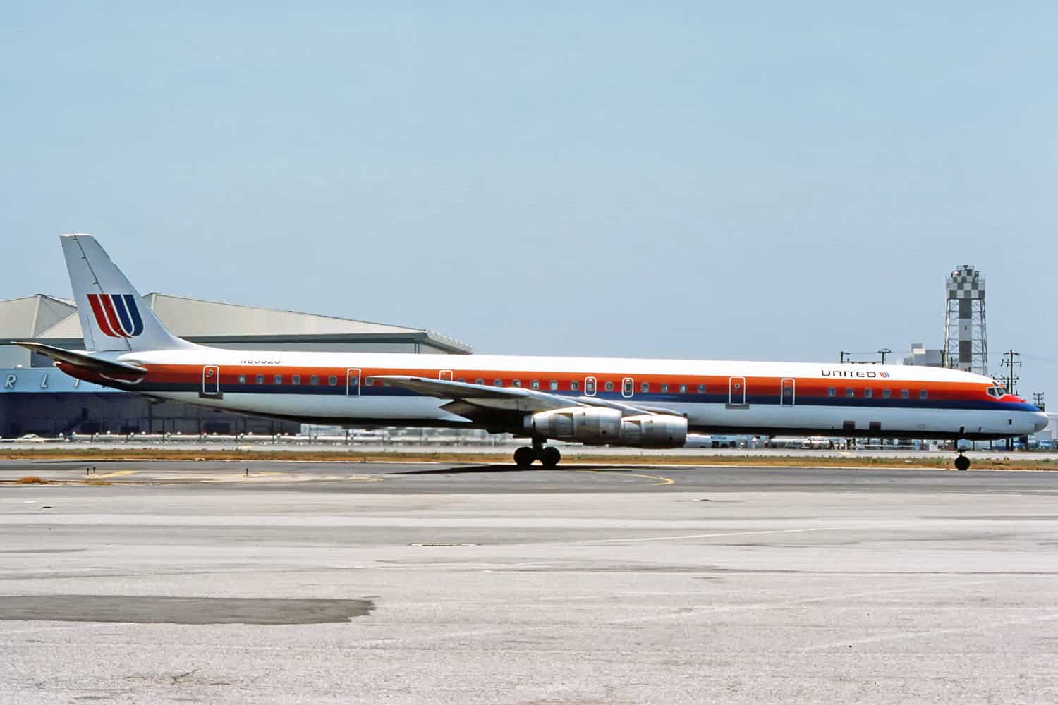 N8082U United Airlines McDonnell Douglas DC-8-61