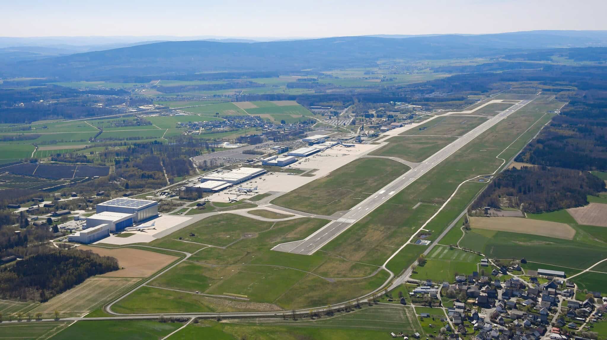 Aerial image of the Frankfurt Hahn airport