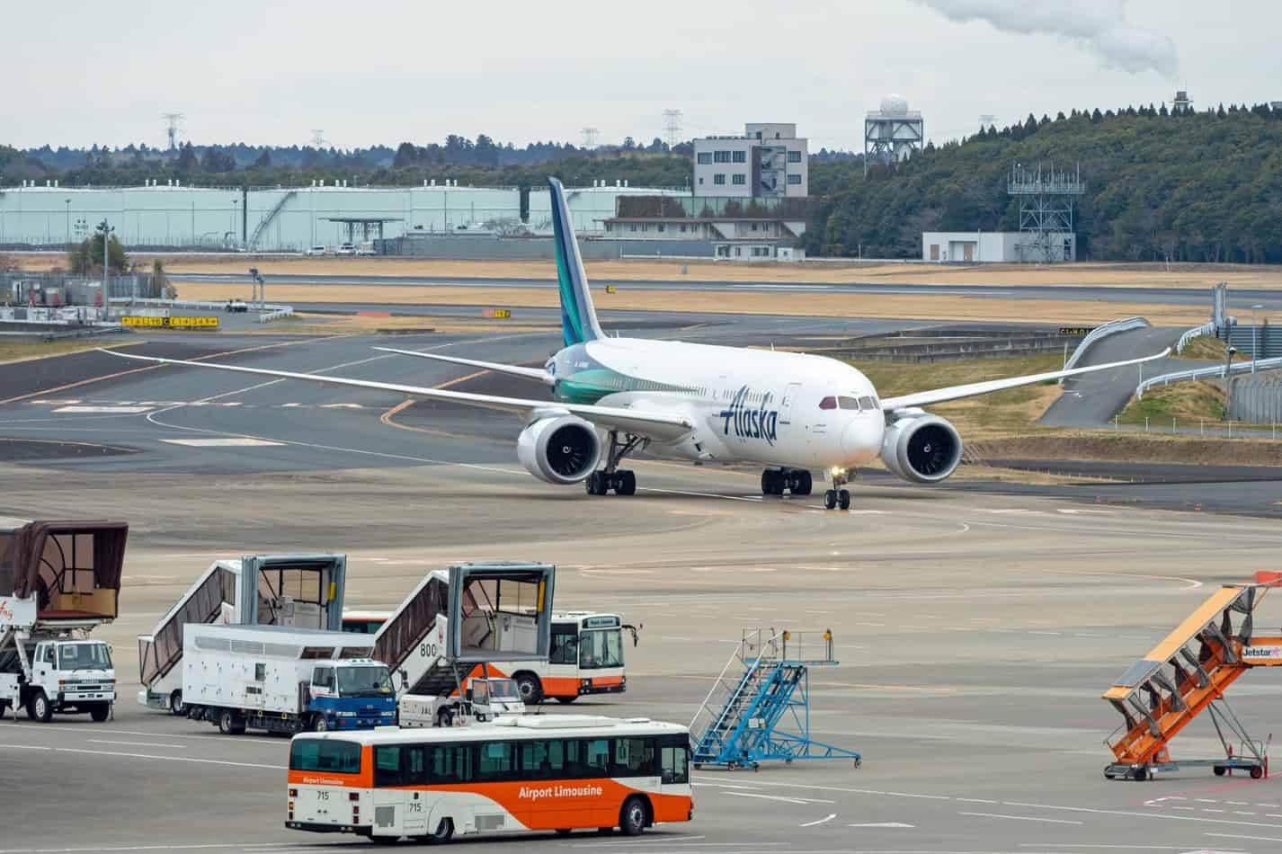 Alaska Airlines Boeing 787-9 Dreamliner