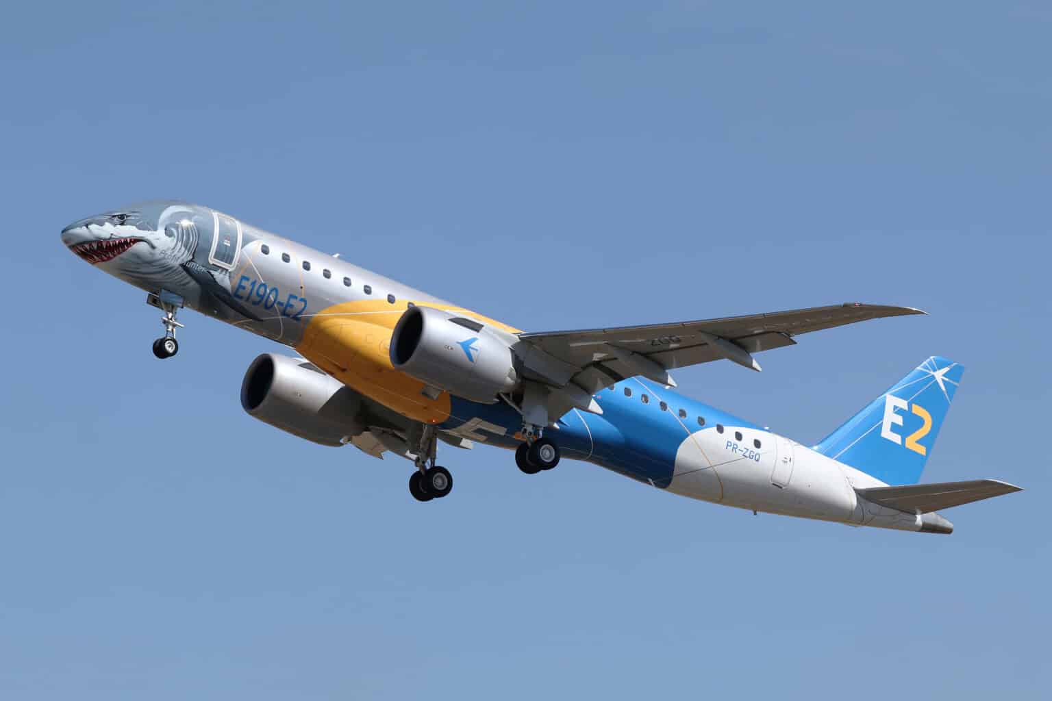 Embraer E190 E2