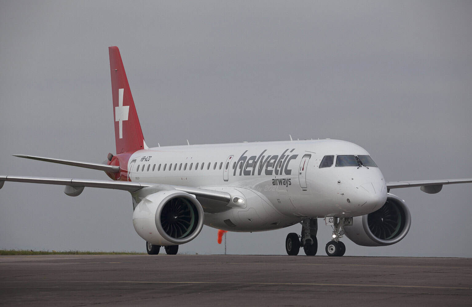 HB-AZG Embraer E190-E2 Helvetic Airways
