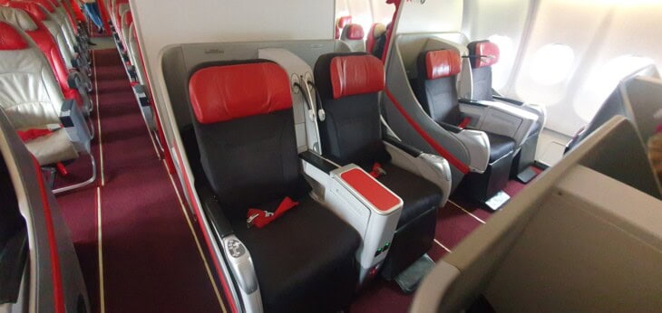 AirAsia X Airbus A330 300 9M XXQ Business Class