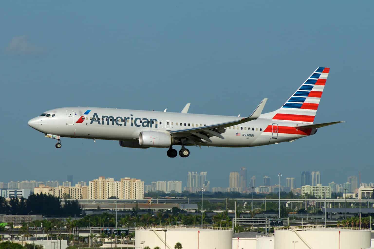 American Airlines Boeing 737 800