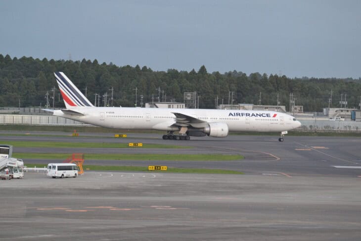 Air France Boeing 777-300 (F-GSQB)