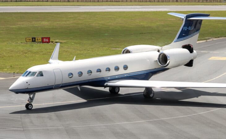 Gulfstream G550 crop