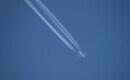 Lufthansa A380 leaving contrails