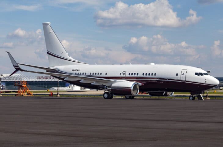 N800KS Boeing 737 7BC-BBJ (Steven Spielberg)