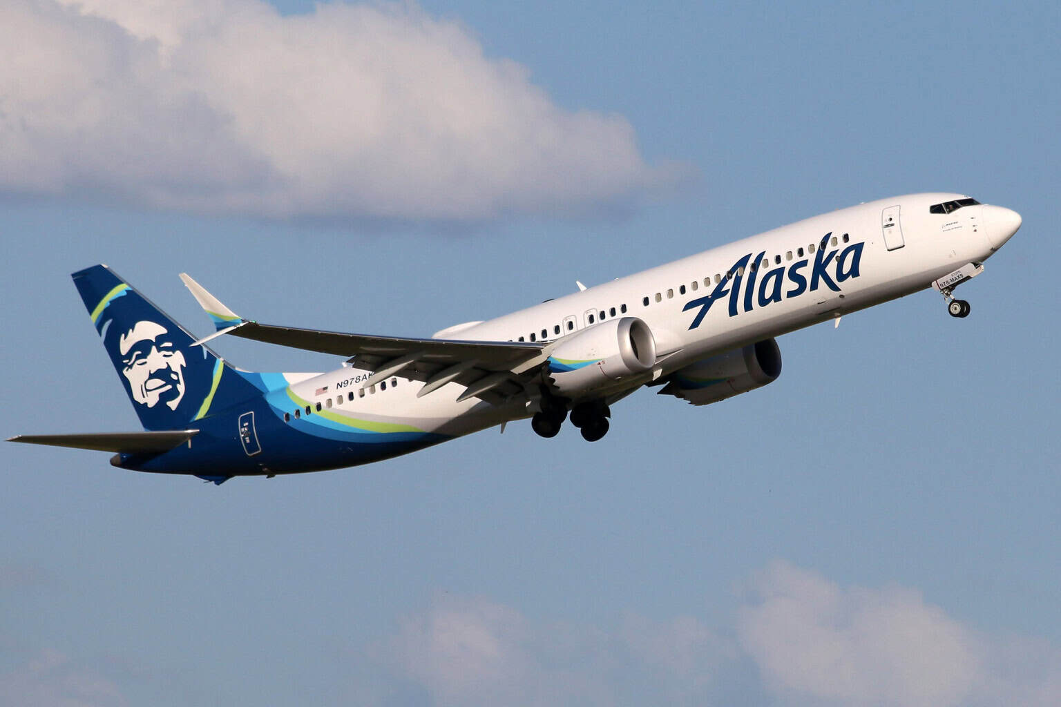 N978AK Alaska 737 9MAX