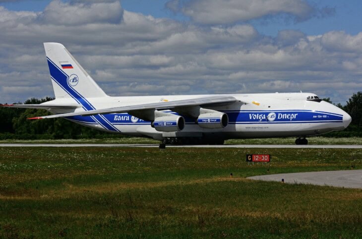 RA-82078 Antonov AN-124-100 Volga Dnepr Airlines at Hamilton International Airport (YHM)
