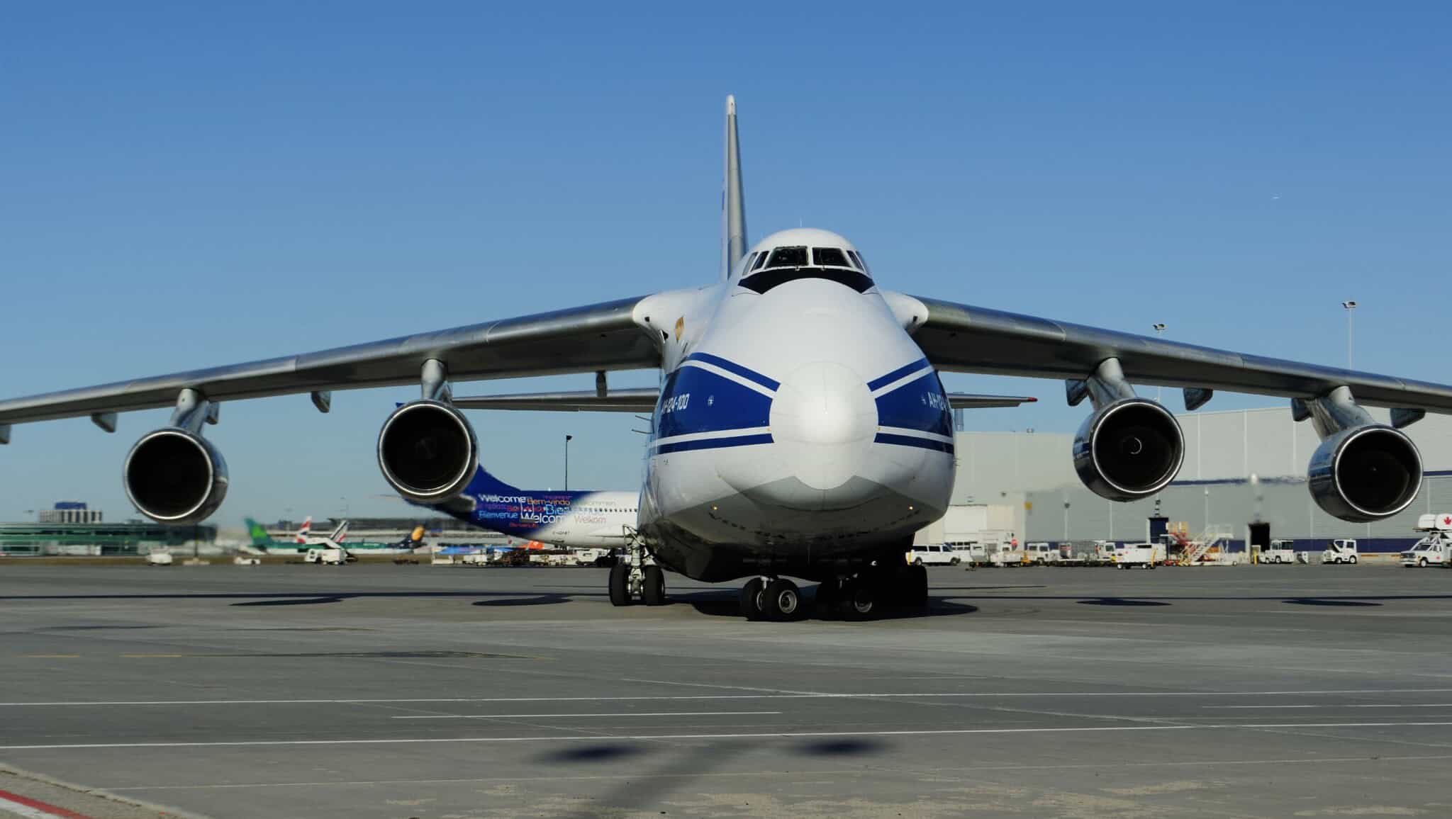 RA-82078 Antonov AN-124-100 – Volga Dnepr Airlines at Toronto Lester B. Pearson Airport (YYZ)