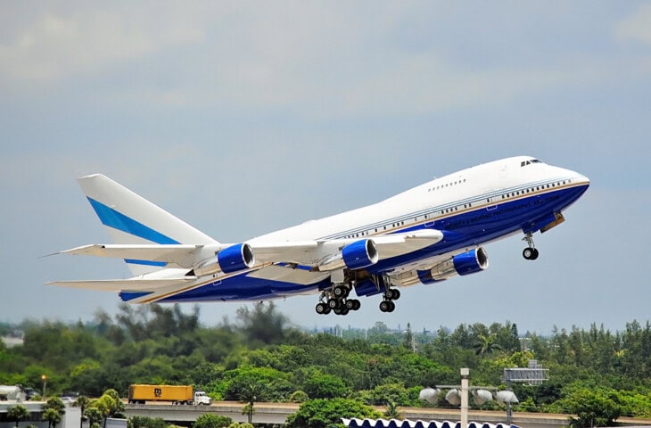Sands Boeing 747SP